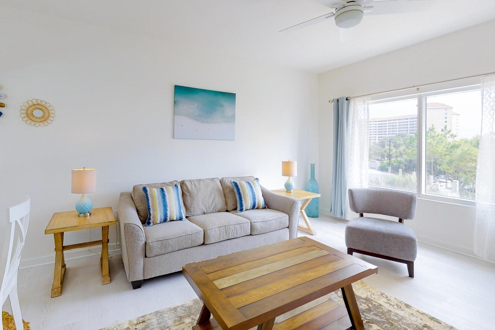 Luau Condos II Destin Room photo